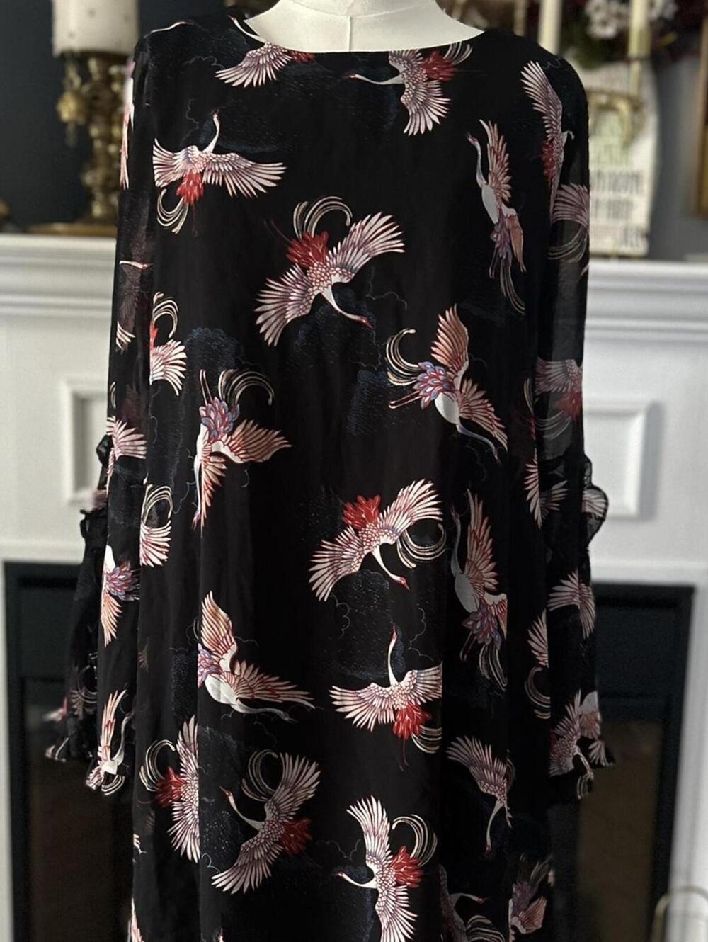 Francesca's Mi'ami Black Dress w/Bell Sleeves Shift Dress Size Medium